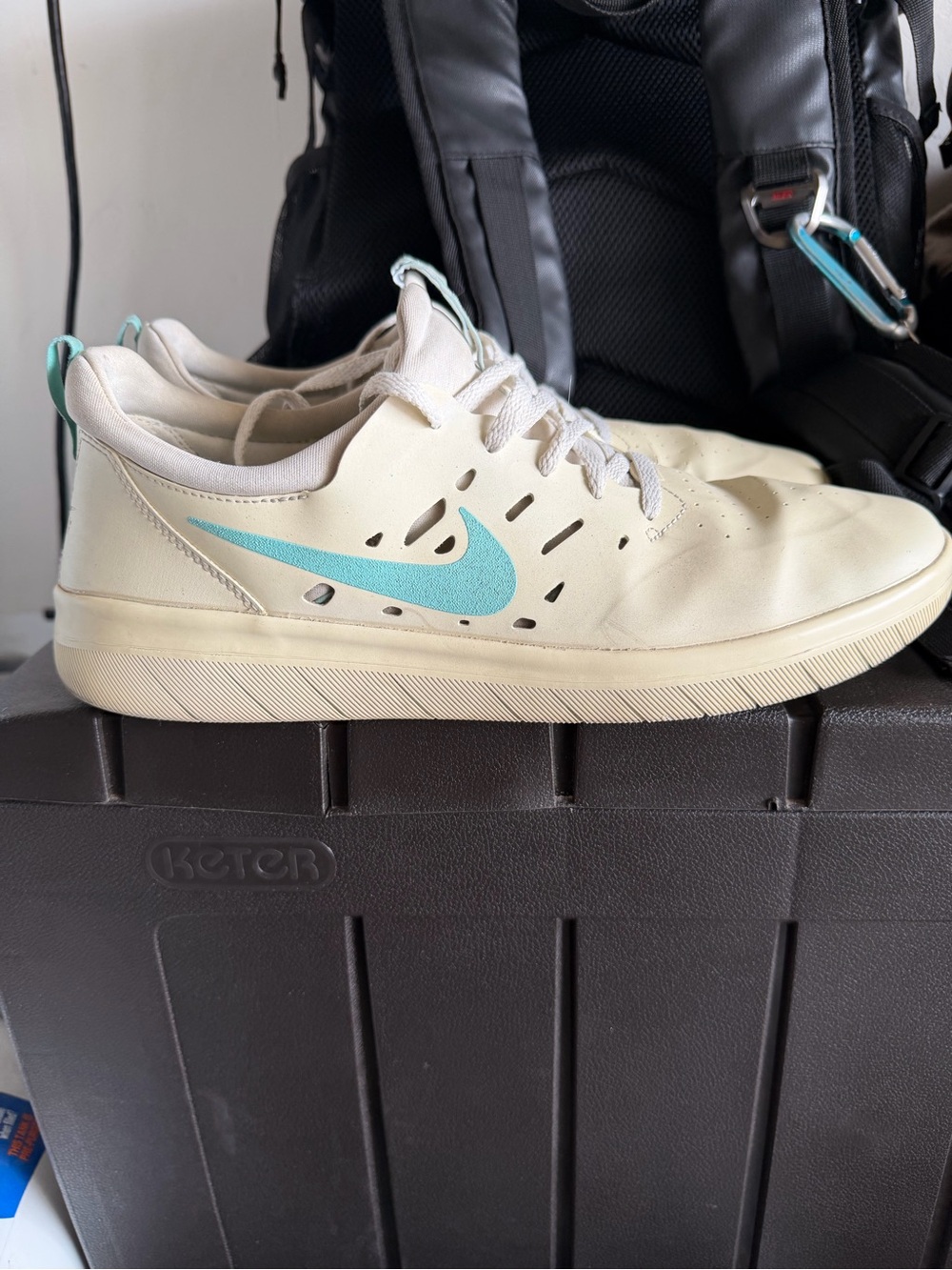 Nike Cream Sneakers with Mint Green Pull Tabs